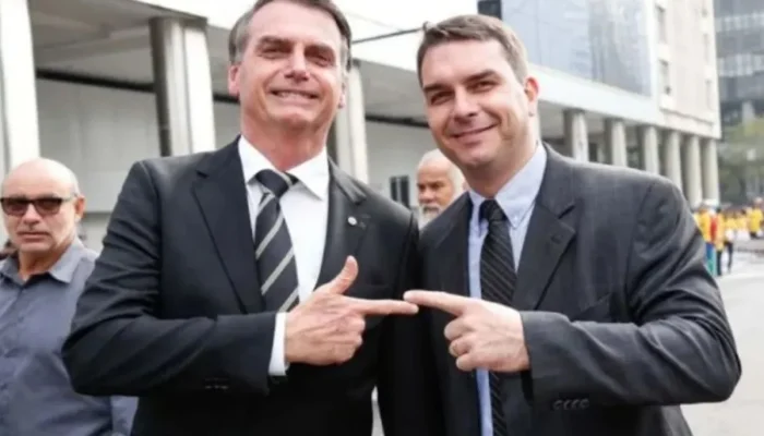 Jair-e-Flavio-Bolsonaro