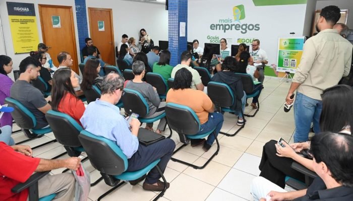 RETOMADA_FEIRAO_DE_EMPREGOS_EM_HIDROLANDIA_POR_RODRIGO_CABRAL